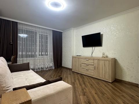 квартира за адресою Князя Романа Мстиславича вул. (Генерала Жмаченка), 28