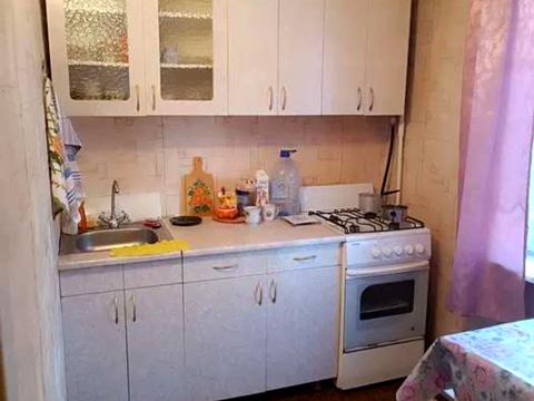 квартира за адресою Зодчих вул., 18-Б