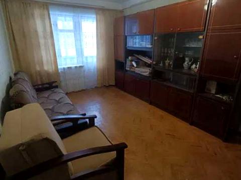 квартира за адресою Зодчих вул., 18-Б