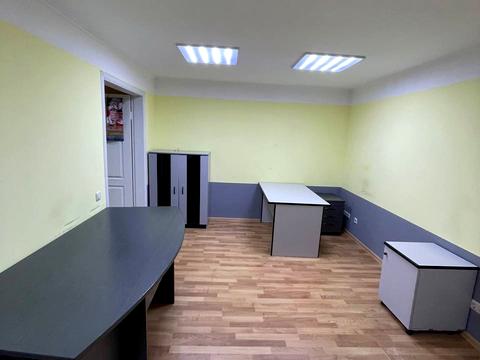 комерційна за адресою Патріарха Мстислава Скрипника вул., 40-А