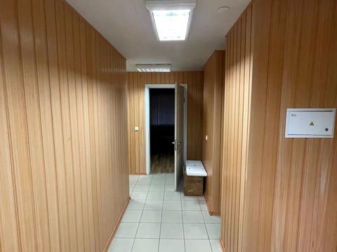 комерційна за адресою Патріарха Мстислава Скрипника вул., 40-А