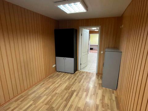 комерційна за адресою Патріарха Мстислава Скрипника вул., 40-А