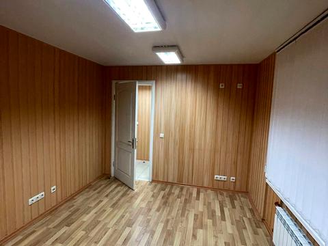 комерційна за адресою Патріарха Мстислава Скрипника вул., 40-А