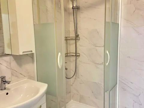 квартира за адресою Юнацька вул., 8