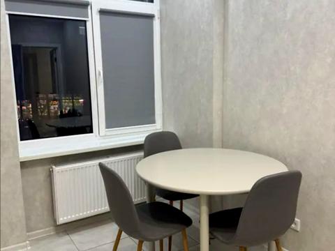 квартира за адресою Юнацька вул., 8