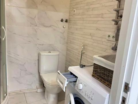 квартира за адресою Юнацька вул., 8