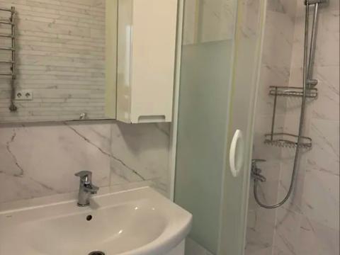 квартира за адресою Юнацька вул., 8