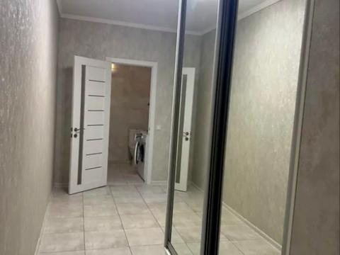 квартира за адресою Юнацька вул., 8