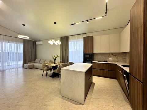 будинок за адресою Вишнева вул.