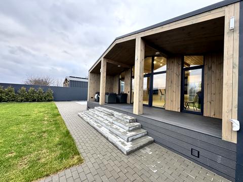 будинок за адресою Жовтнева, 2