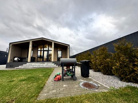 будинок за адресою Жовтнева, 2