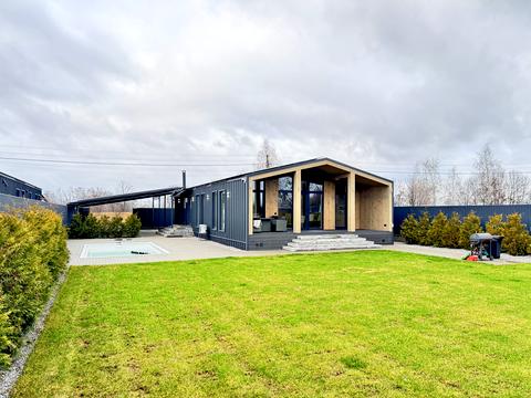 будинок за адресою Жовтнева, 2