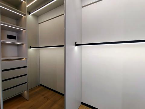 квартира по адресу Олександра Олеся ул., 5