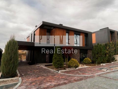 будинок за адресою Ватутіна пров.