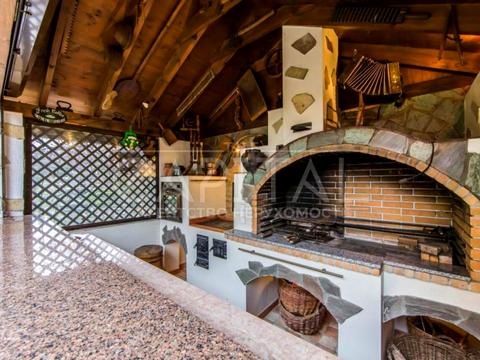 дом по адресу Локомотивная ул.