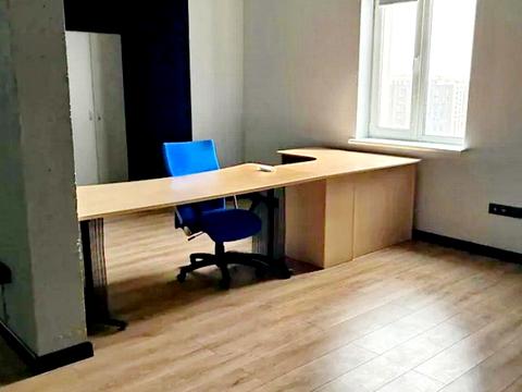 коммерческая по адресу Днепровская набережная ул., 14