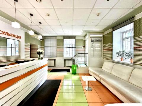 комерційна за адресою Стрітенська вул., 4/13