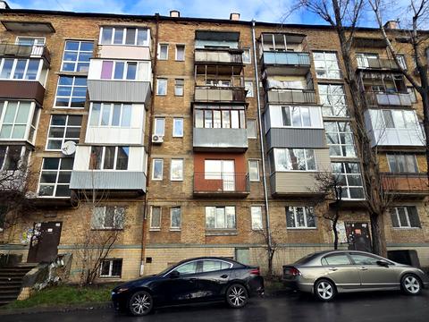 квартира за адресою Ольжича вул., 27/22