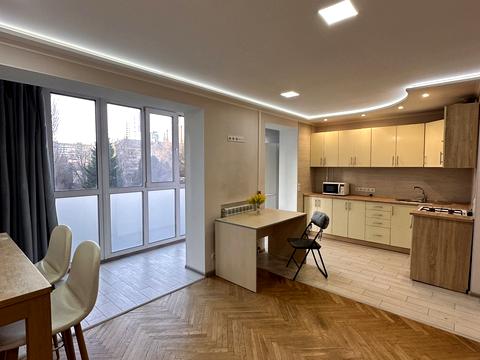 квартира по адресу Кловский спуск (Кловський), 20