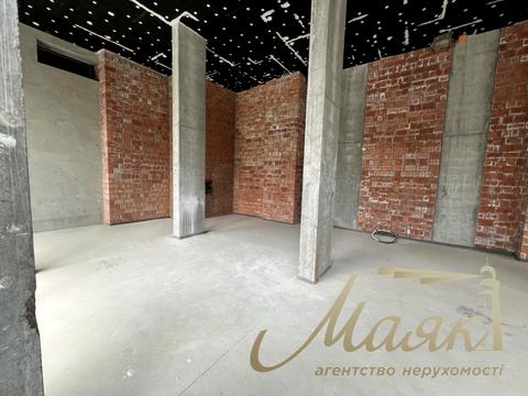 комерційна за адресою Ґарета Джонса вул. (Сім'ї Хохлових), 8