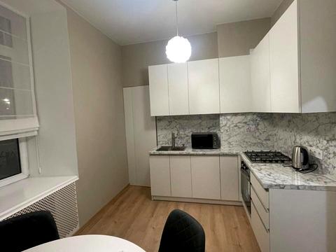 квартира за адресою Саксаганського вул., 9