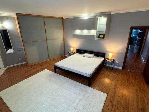 квартира по адресу Голосеевский просп. (40-летия Октября), 68