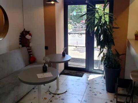 комерційна за адресою Повітряних Сил просп. (Повітрофлотський), 20/1