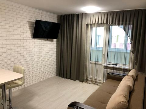 квартира по адресу Академика Глушкова просп., 9-Є