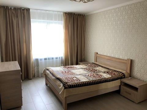 квартира по адресу Академика Глушкова просп., 9-Є