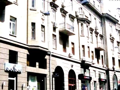 комерційна за адресою Хрещатик вул. (Kreschatic), 15