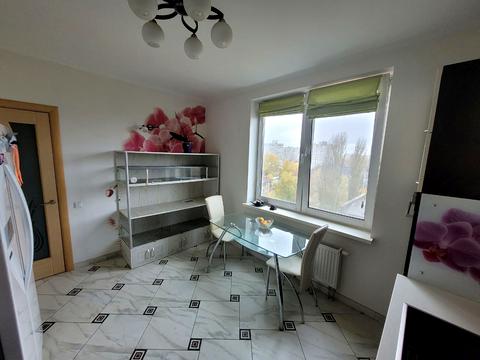 квартира за адресою Гетьмана Кирила Розумовського вул. (Миколи Краснова), 19