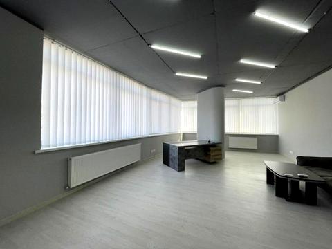 комерційна за адресою Ушинського вул., 40