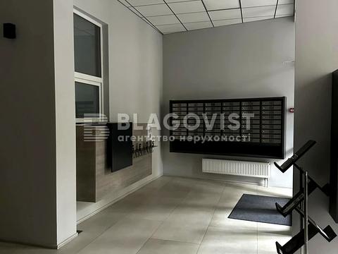 квартира за адресою Василя Тютюнника вул. (Анрі Барбюса), 28-А