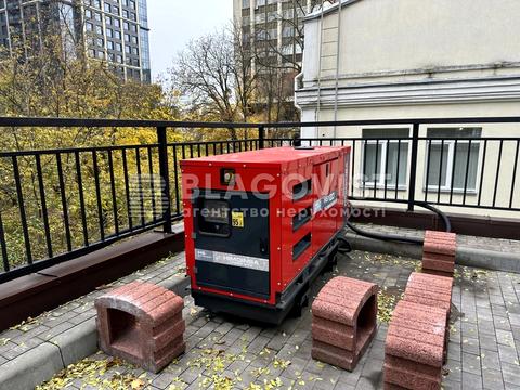 квартира за адресою Василя Тютюнника вул. (Анрі Барбюса), 28-А