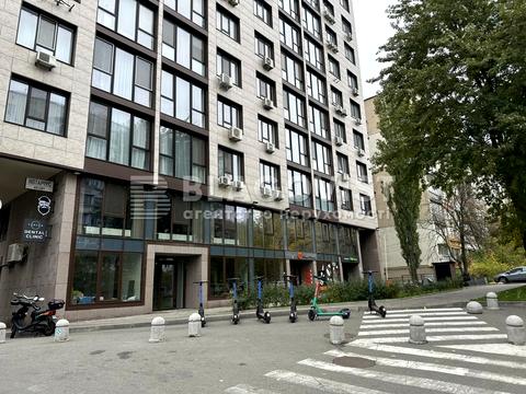 квартира за адресою Василя Тютюнника вул. (Анрі Барбюса), 28-А