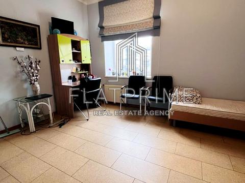 квартира за адресою Будівельників вул., 30