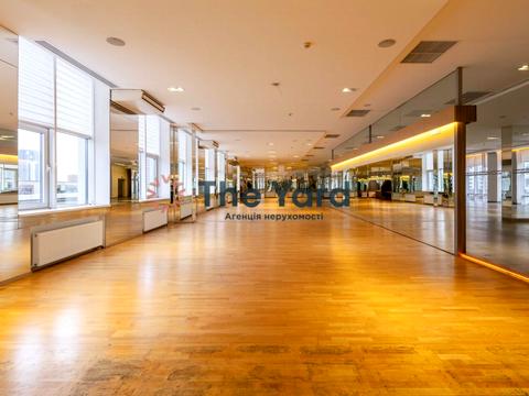 коммерческая по адресу Андрея Верхогляда ул. (Михайла Драгомирова), 9а