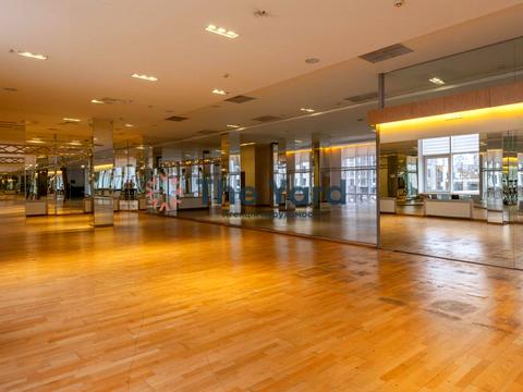 коммерческая по адресу Андрея Верхогляда ул. (Михайла Драгомирова), 9а