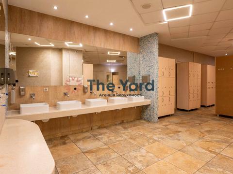 коммерческая по адресу Андрея Верхогляда ул. (Михайла Драгомирова), 9а