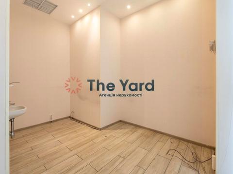 коммерческая по адресу Андрея Верхогляда ул. (Михайла Драгомирова), 9а