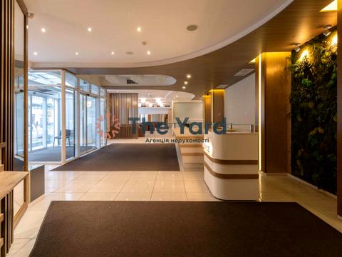 коммерческая по адресу Андрея Верхогляда ул. (Михайла Драгомирова), 9а