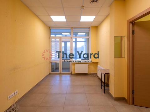 коммерческая по адресу Андрея Верхогляда ул. (Михайла Драгомирова), 9а