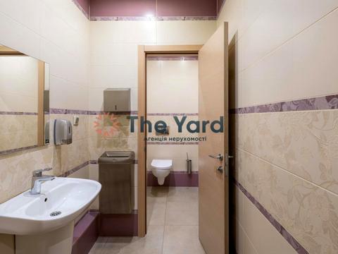 коммерческая по адресу Андрея Верхогляда ул. (Михайла Драгомирова), 9а