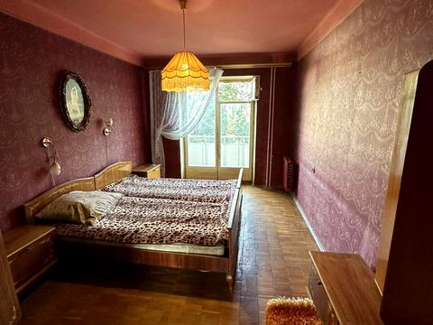 квартира за адресою Ореста Левицького вул. (Академіка Курчатова), 8-Б