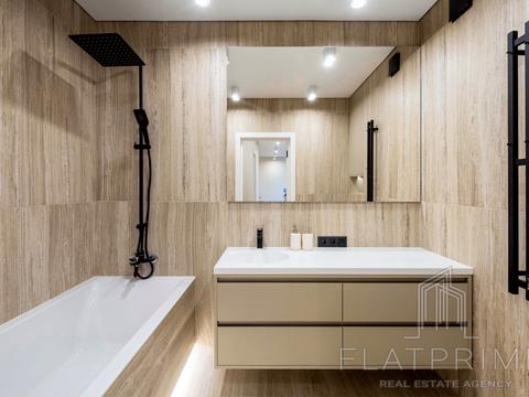 квартира по адресу Родини Крістерів ул., 14