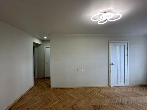 квартира за адресою Верховної Ради бульв., 33/1