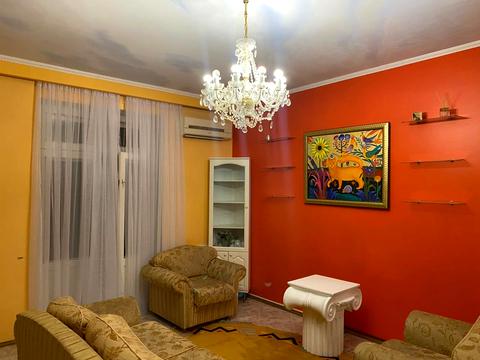 квартира за адресою Академіка Богомольця вул., 3