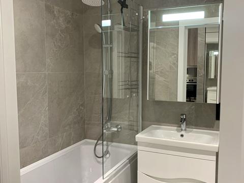 квартира за адресою Михайла Максимовича вул. (Онуфрія Трутенка), 28-Д