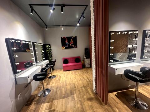 коммерческая по адресу Ивана Франко ул., 27/31