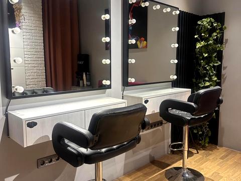 коммерческая по адресу Ивана Франко ул., 27/31